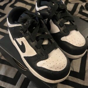 Nike Dunk Low Panda Black White